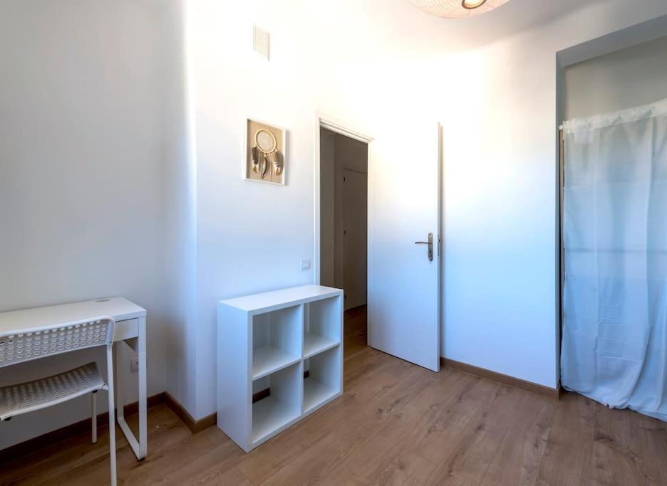 L'Azur 15'Plage 10'Port 5'Train Clim Wifi Pkg Apartment Тулон Екстериор снимка
